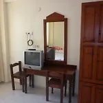 Szálloda Oezguer Hotel *