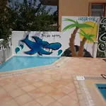 Oezguer Hotel Szálloda *