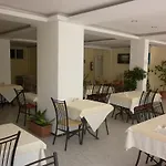 Oezguer Hotel * Fethiye