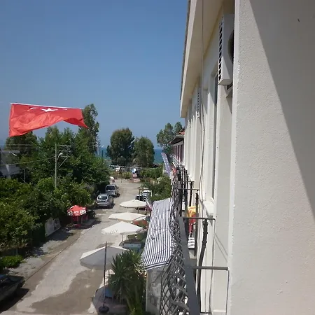 Oezguer Hotel