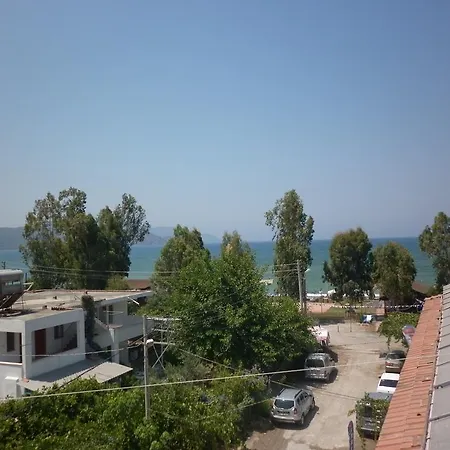 Szálloda Oezguer Hotel *