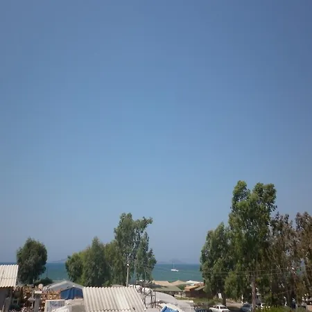 Oezguer Hotel