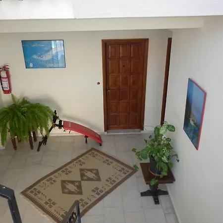 ホテル Oezguer Hotel