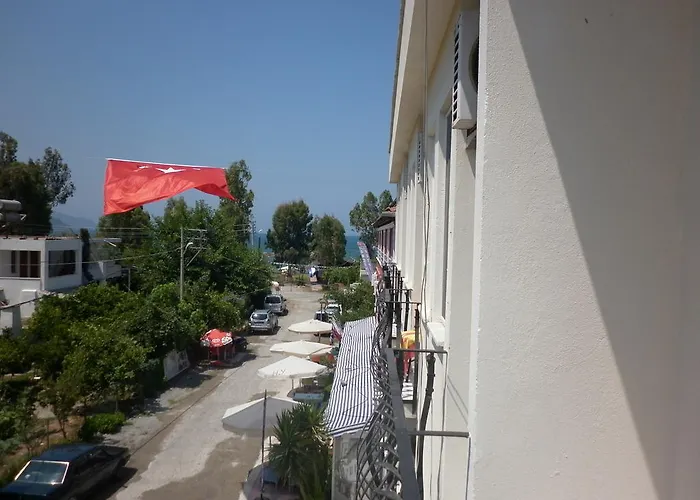 Oezguer Hotel